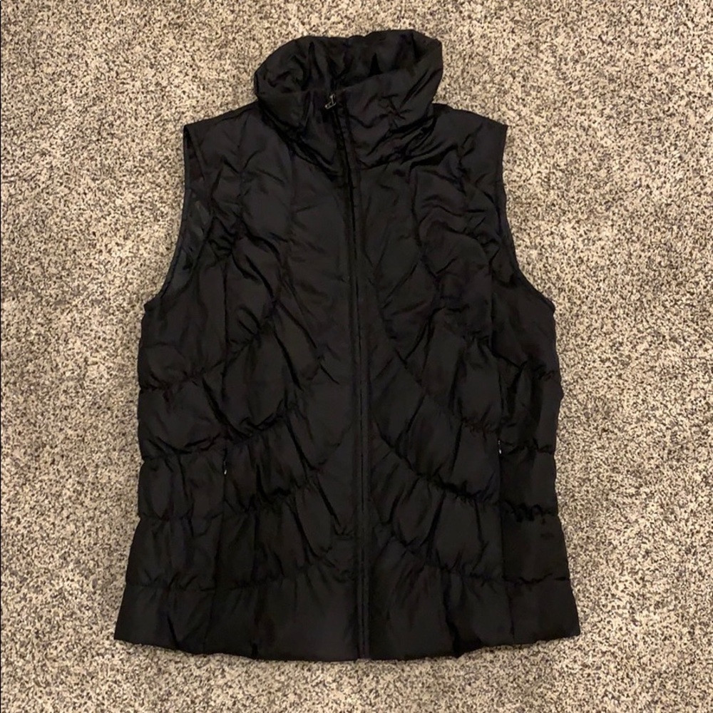 Black puffy vest